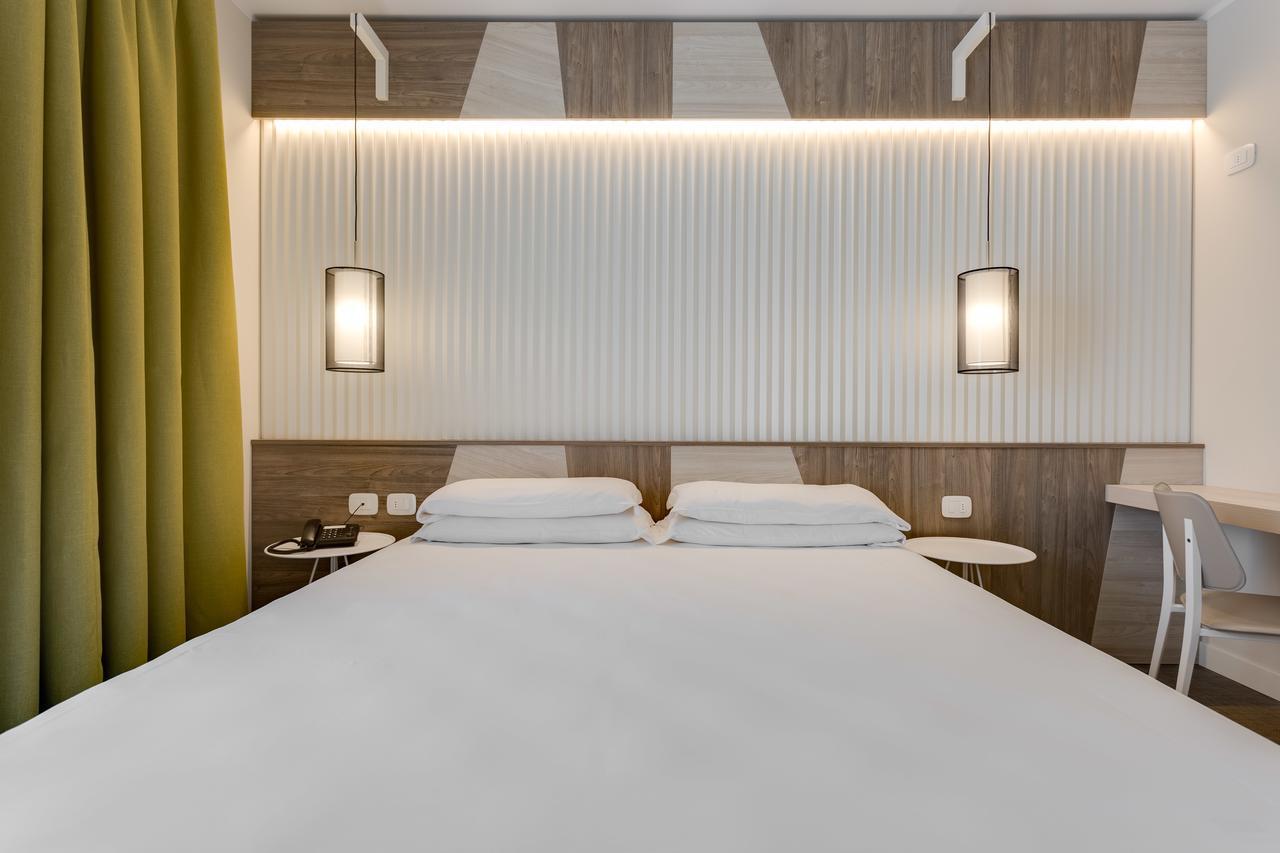 Hotel Europa Garda  Exteriér fotografie