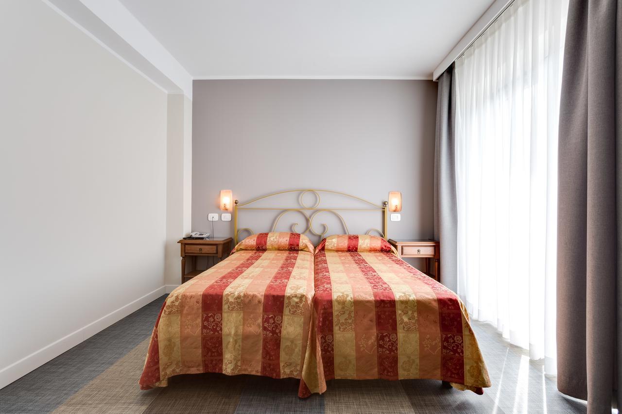 Hotel Europa Garda  Exteriér fotografie